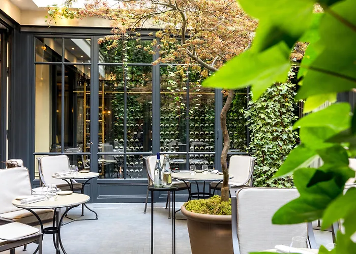 Le Burgundy Paris Otel