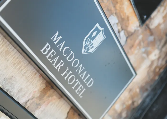 Macdonald Bear Hotel Woodstock