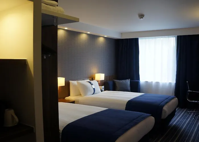 Holiday Inn Express Earls Court By Ihg Londen