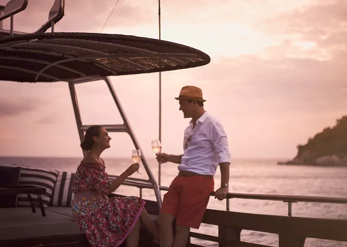 Beach Club By Haadtien Ko Tao