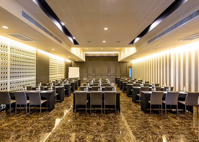 Tsix5 Hotel Pattaya