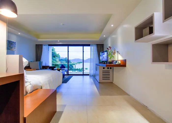 Zenmaya Oceanfront Phuket, Trademark Collection By Wyndham Patong