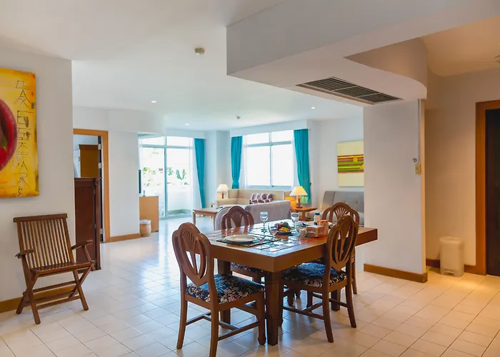 Waterfront Suites Phuket By Centara Karon