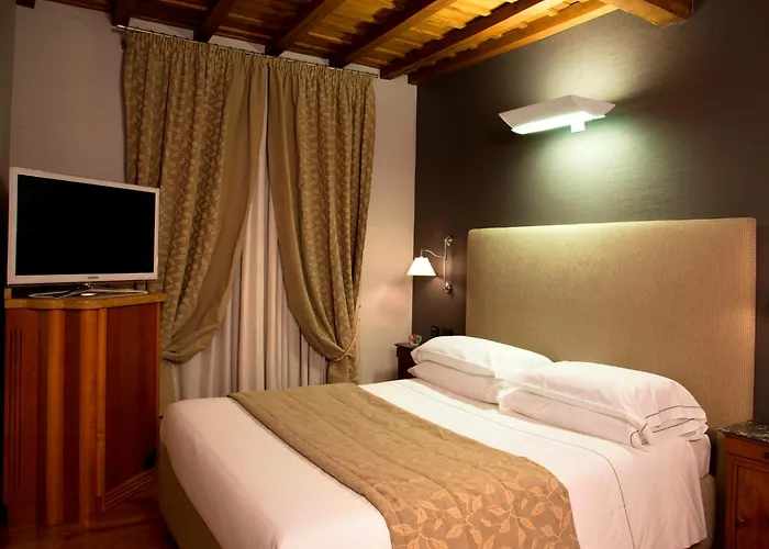 Hotel Valadier Rome