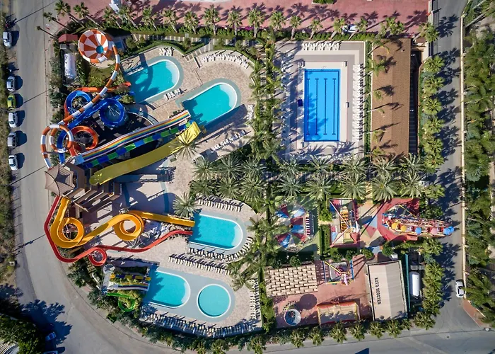 Royal Taj Mahal Hotel Side