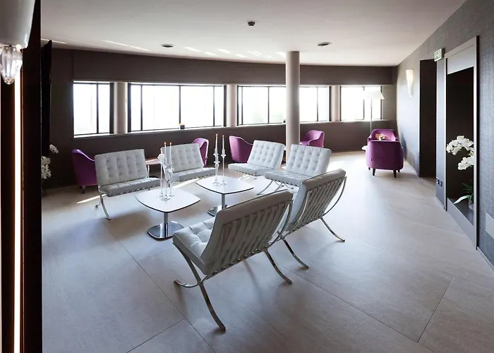 Albavilla Hotel & Co