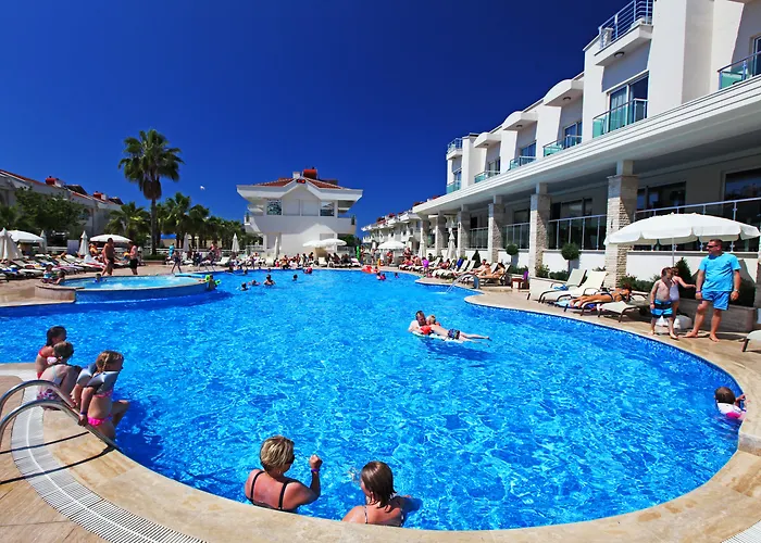 Dream Family Club Hotel Side