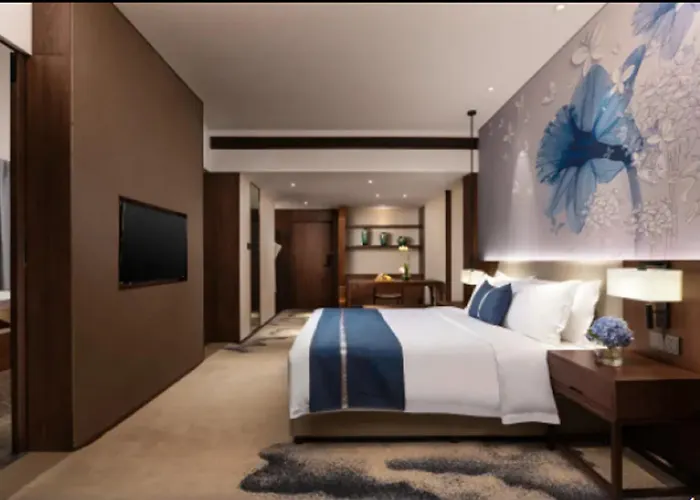 Ramada By Wyndham Changsha Downtown