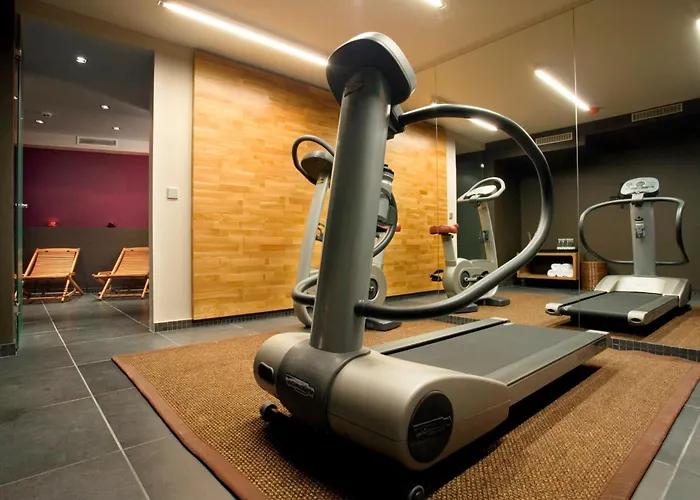 Modus Hotel Warna