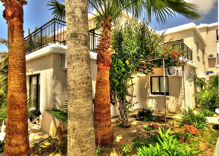 Hilltop Gardens Hotel Apartments Paphos