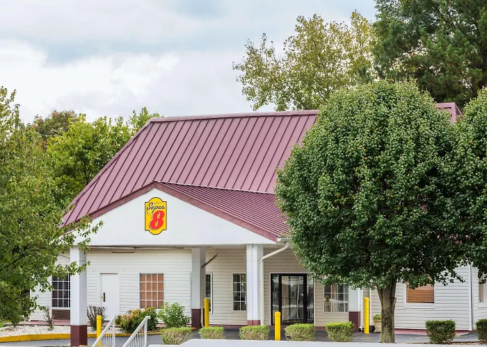Super 8 By Wyndham Atlanta Northeast Ga Hotel Doraville