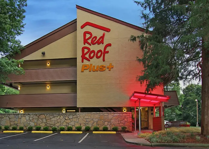 Red Roof Inn Plus+ Atlanta - Buckhead Druid Hills