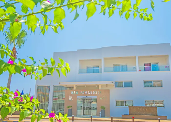 New Famagusta Hotel & Suites Ajía Nápa