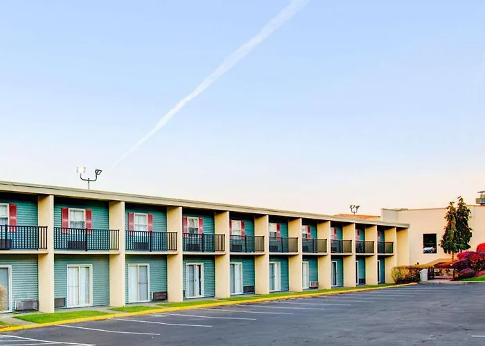 Comfort Inn Conference Center Pittsburgh Penn Hills Churchill