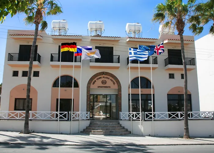 New York Plaza Hotel Apartments Paphos