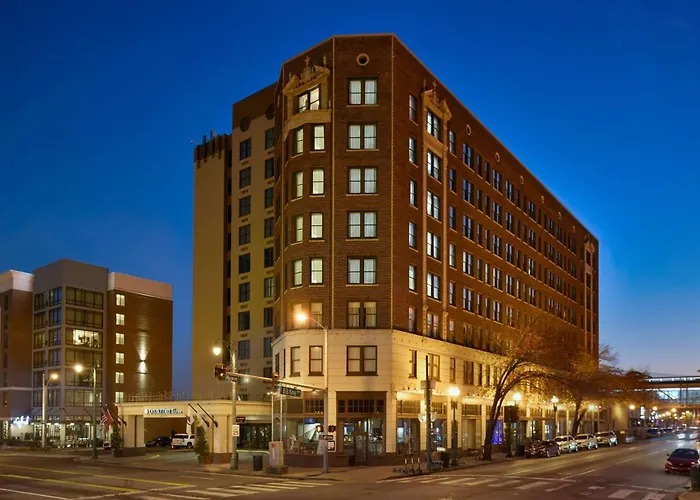 Hotel Doubletree By Hilton Memphis Downtown