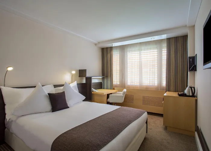 Crowne Plaza Zuerich By Ihg Otel