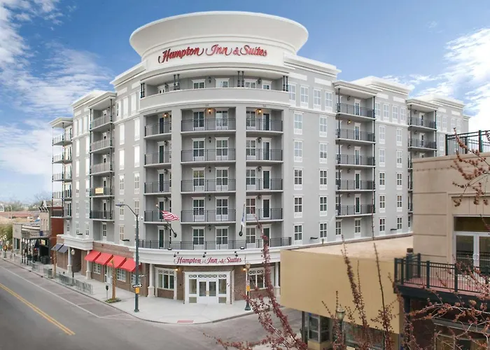 Hampton Inn & Suites Mobile - Downtown Historic District