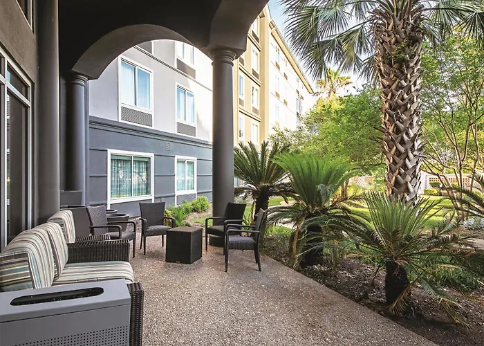 Hotel La Quinta By Wyndham Austin Airport