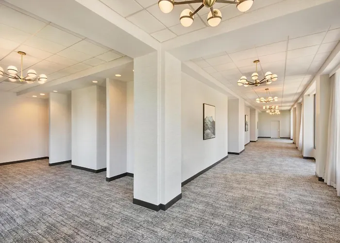 Radisson Hotel Nashville Airport
