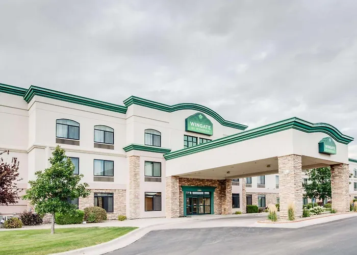 Wingate By Wyndham Gillette Hotel