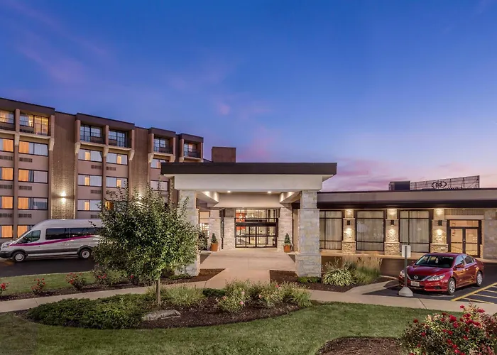 Hotel Crowne Plaza Milwaukee Airport By Ihg