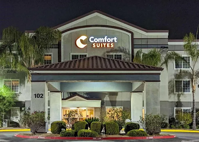 Comfort Suites Fresno River Park