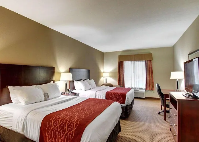 Comfort Inn & Suites Alvarado