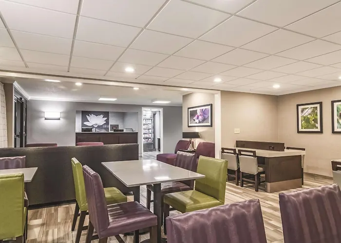 Wingate By Wyndham Brunswick Ga I-95 Hotel