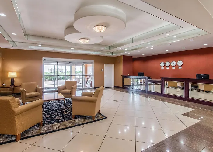 La Quinta By Wyndham Bridgeport Hotel