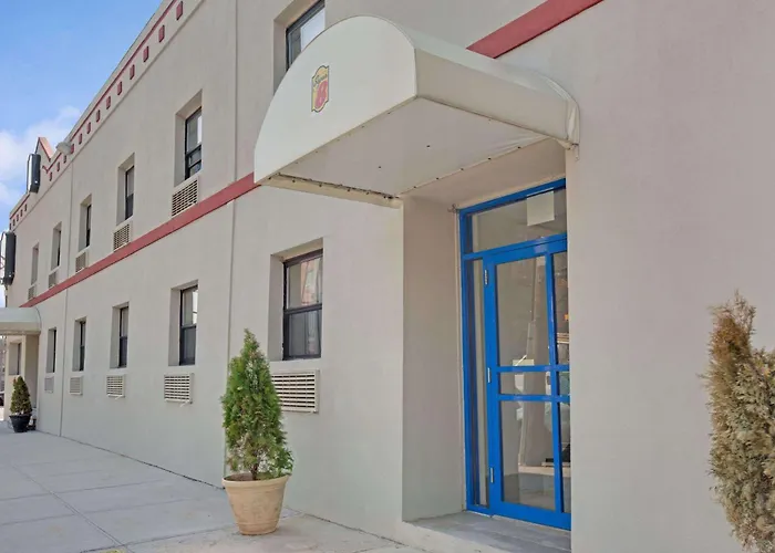 Super 8 By Wyndham Long Island City Lga Hotel Nueva York