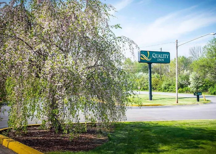 Quality Inn New Columbia-Lewisburg