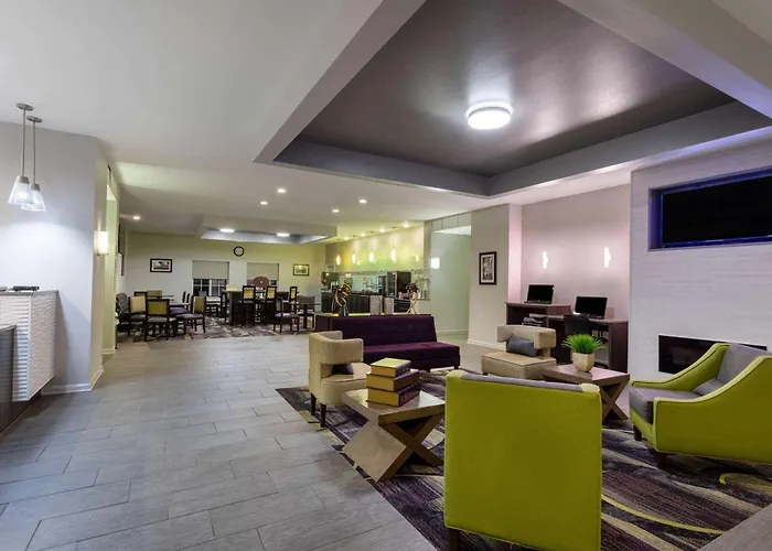 La Quinta By Wyndham Huntsville Airport Madison