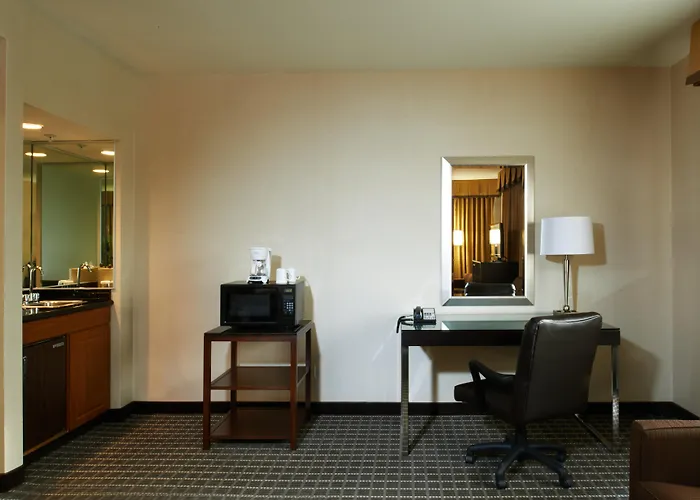 Doubletree By Hilton Buena Park Hotel