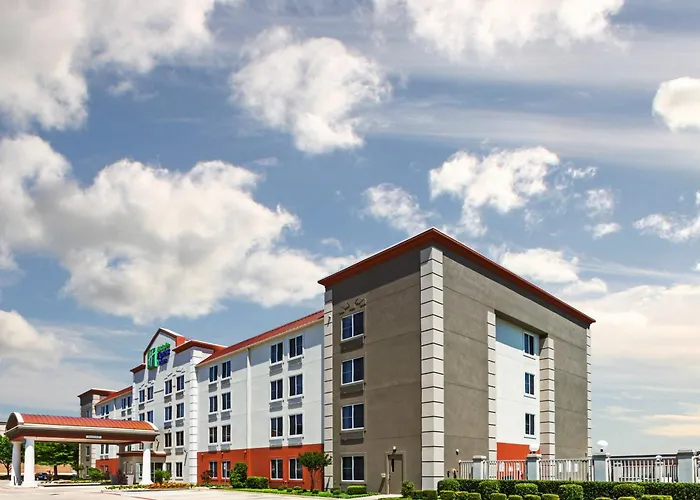Holiday Inn Express Hotel & Suites Dallas Lewisville By Ihg