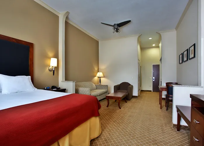 Holiday Inn Express & Suites Deer Park By Ihg