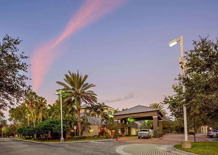 La Quinta By Wyndham Ft. Lauderdale Plantation Hotel