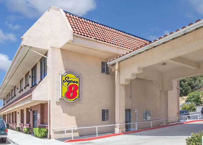 Super 8 By Wyndham Hayward Downtown Motel Castro Valley
