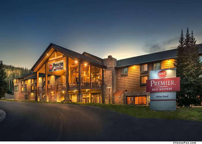 Best Western Plus Green Mill Village Hotel & Suites Arcola