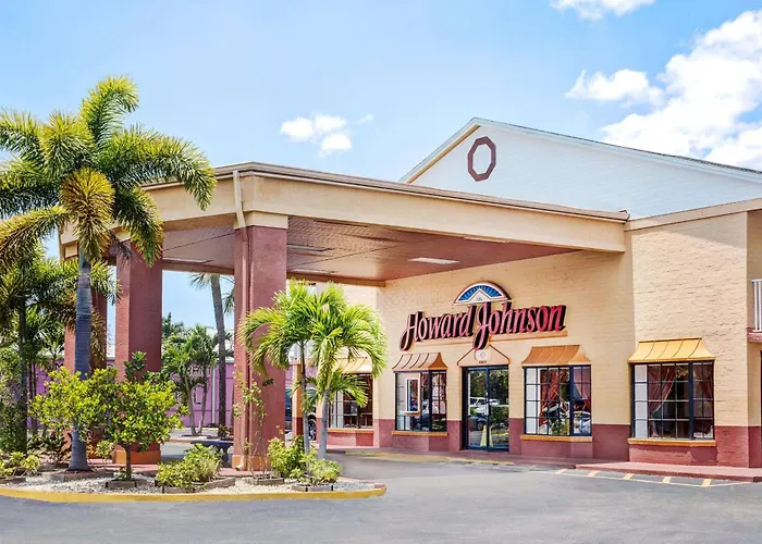 Howard Johnson By Wyndham Ft. Myers Fl Fort Myers