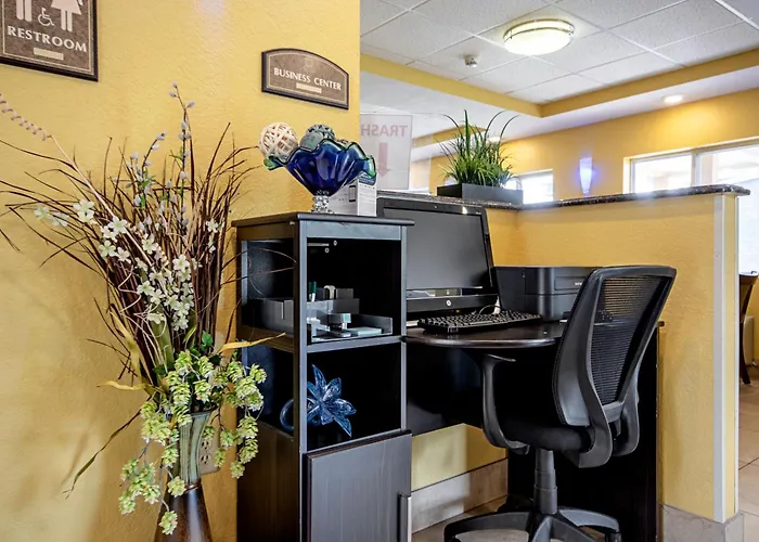 Quality Inn & Suites Glenmont - Albany South