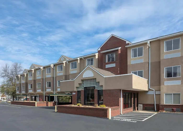 Microtel Inn By Wyndham Lake Norman Cornelius