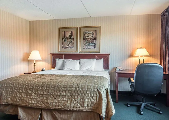 The Marx Hotel - Downtown - University Area Oneonta