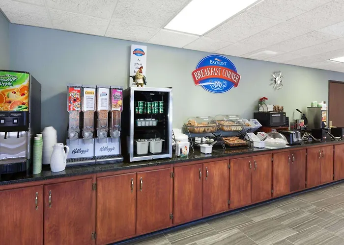 Baymont By Wyndham Midland Motel