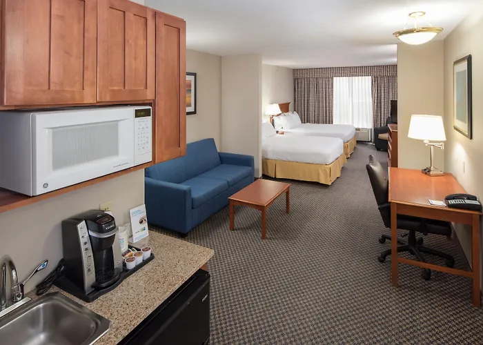 Holiday Inn Express & Suites East Greenbush Albany-Skyline By Ihg Rensselaer
