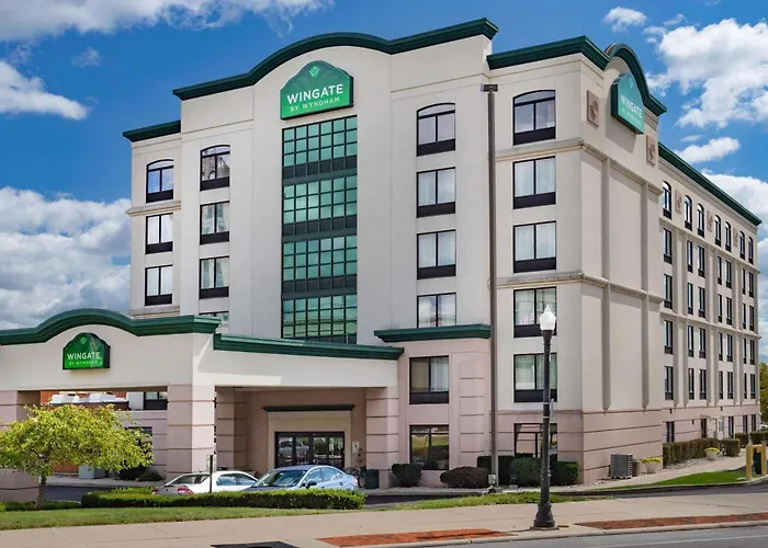 Wingate By Wyndham Lima Hotel