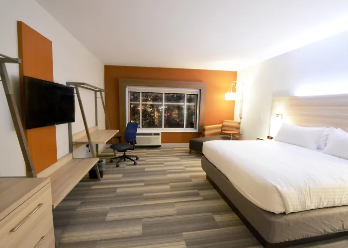 Holiday Inn Express & Suites Toledo South - Perrysburg By Ihg