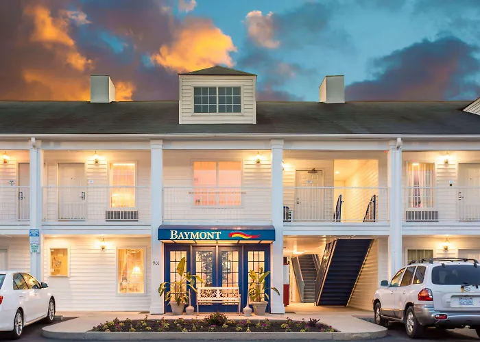 Baymont By Wyndham Dunn Hotel