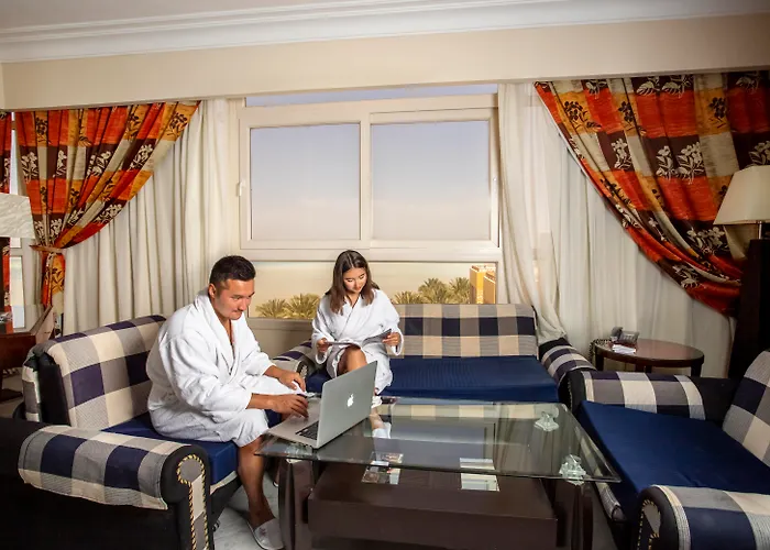Amc Royal Hotel & Spa Gurdaka