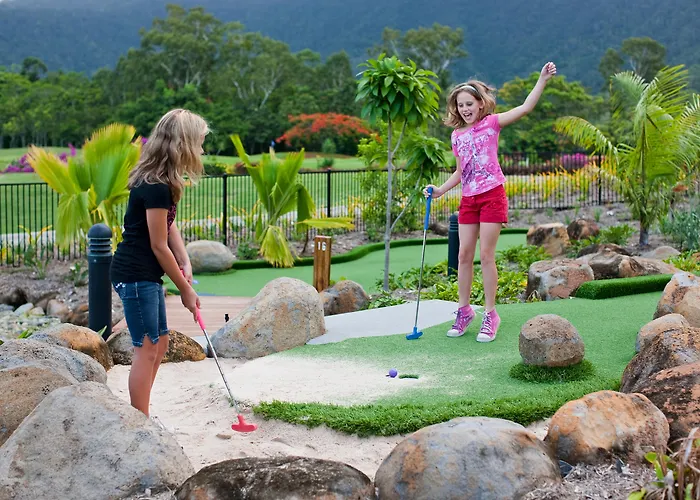 Paradise Palms Resort Cairns